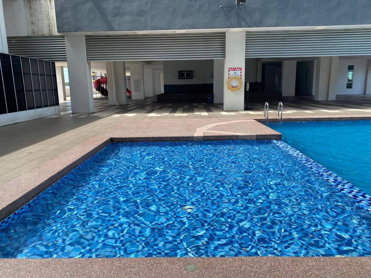 The Cotton Bleu Homestay Kuala Terengganu Extérieur photo